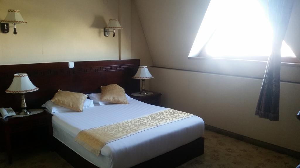 Motel Dhs - Chinese Restaurant Дева Экстерьер фото